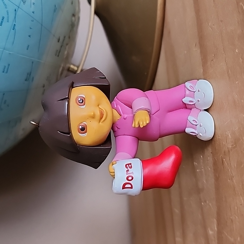 DORA the Explorer Christmas ornament